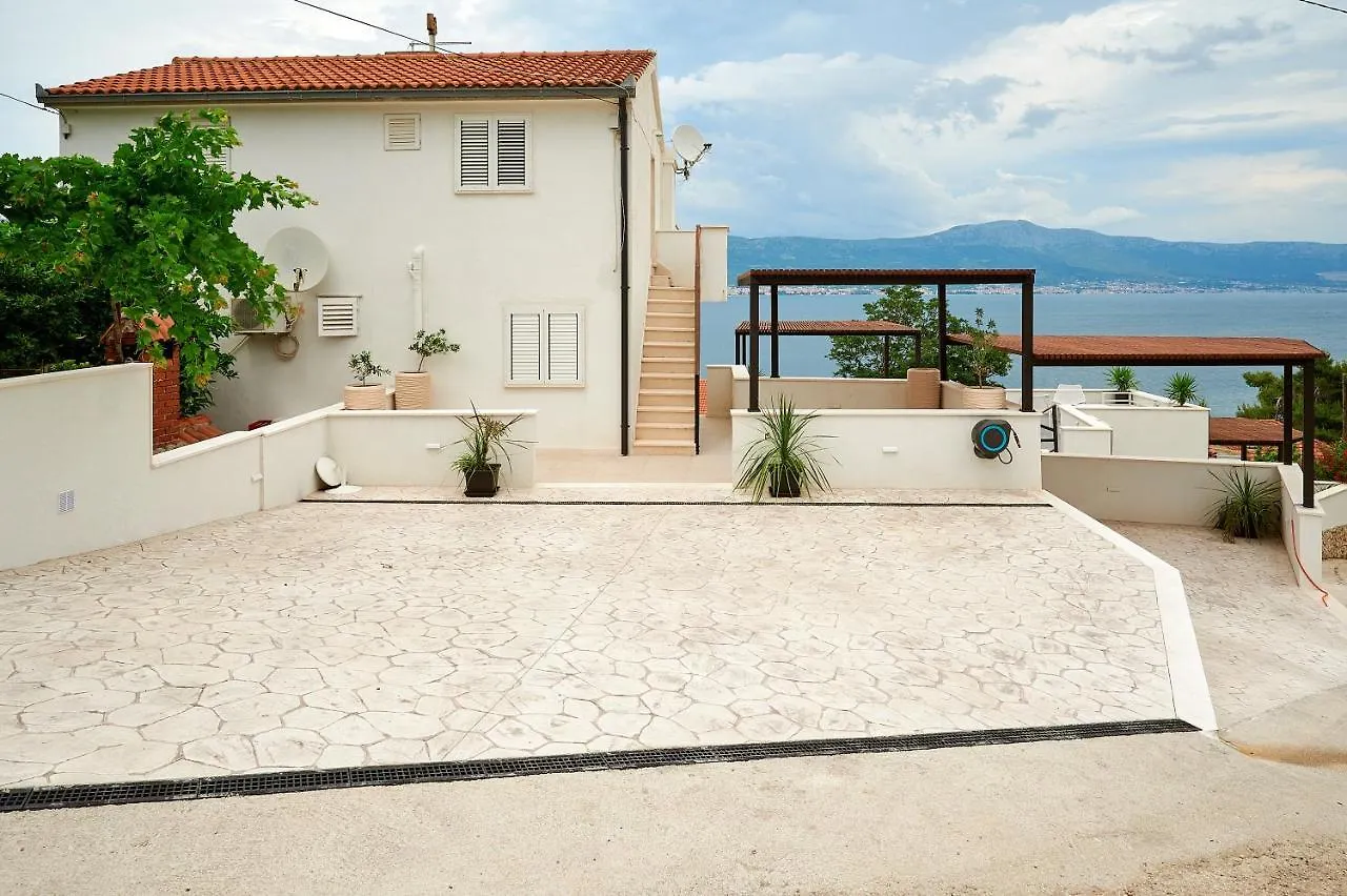 Apartments Ziggy Star Slatine