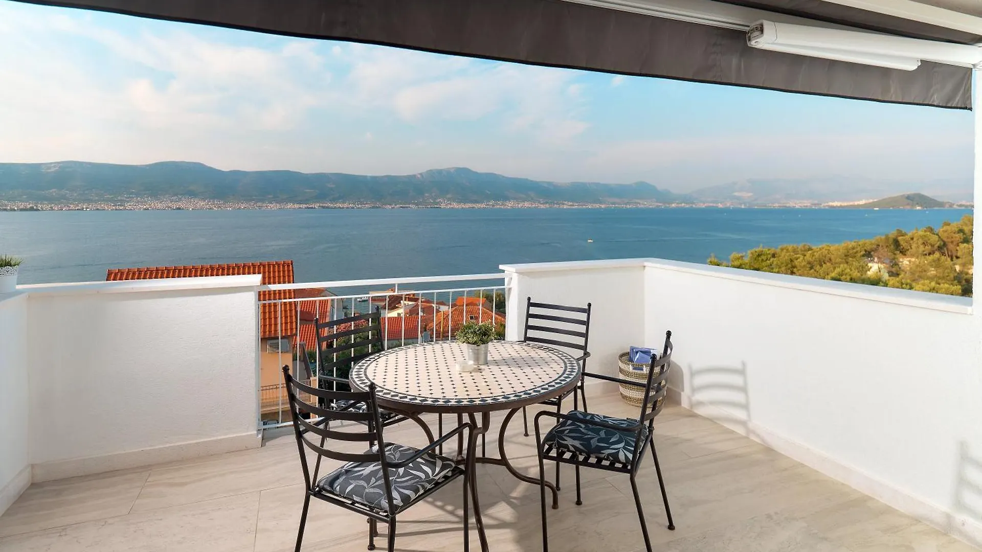 Apartments Ziggy Star Slatine 0*,  Croatia