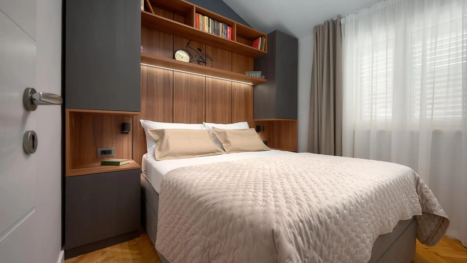 Apartments Ziggy Star Slatine