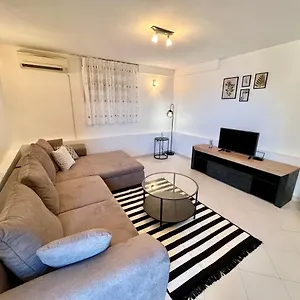 Apartament Adria, Slatine